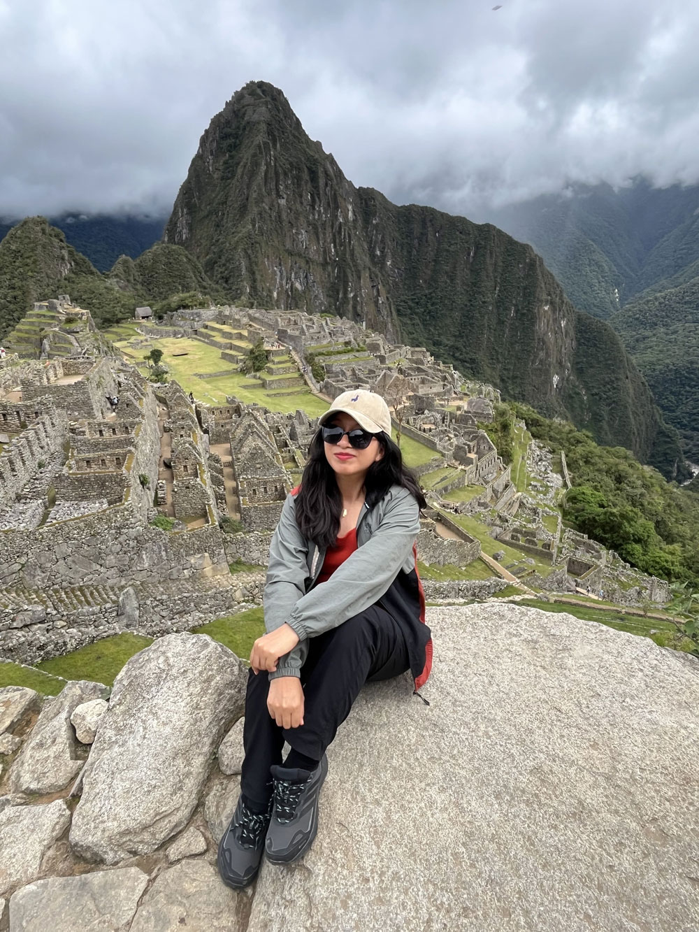 Diandra Cajahuanca - Booking Executive